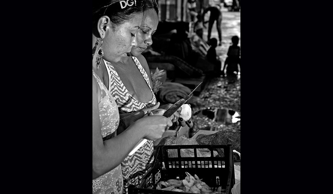 familias-sem-teto-photo-robson-regato-revista-artigo-5-reintegracao-de-posse-esquina-avenida-sao-joao-avenida-ipiranga-centro-de-sao-paulo-ocupacao-acampamento-alojamento-11