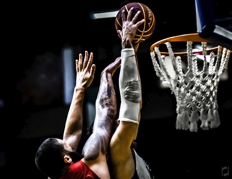 Basketball - NBB-12 - Mogi 83x94 Paulistano (Ginásio Hugo Ramos, Mogi das Cruzes, SP) - photo Robson Regato